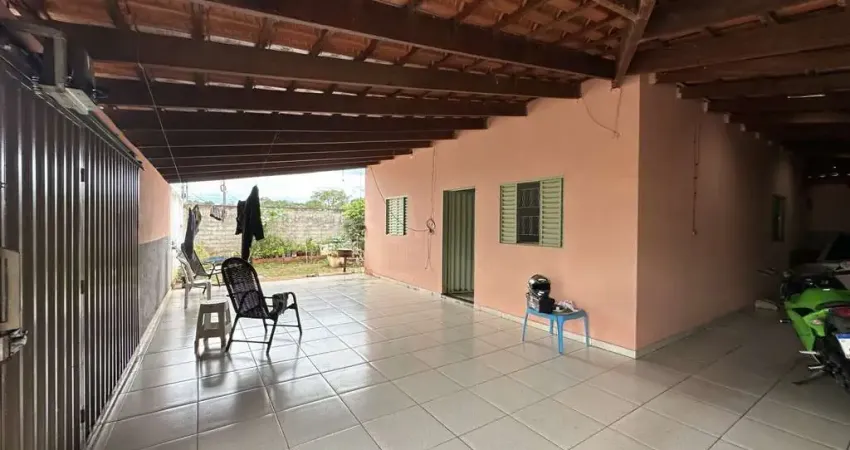 Casa com 2 quartos à venda na Rua 22, 112, Setor Santos Dumont, Goiânia