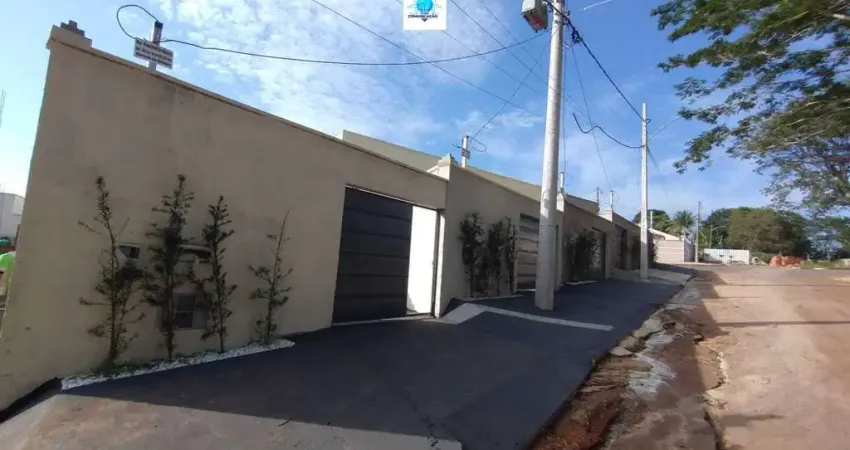 Casa com 2 quartos à venda na Avenida Rachide Auad, 8, Setor Morada do Bosque, Trindade