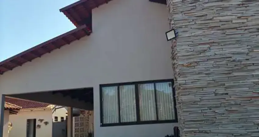 Casa à venda no bairro condomínio parque dos cisnes em goiânia/go