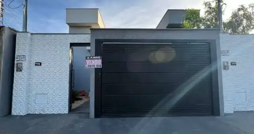Casa com 3 quartos à venda na Avenida Felipe Camarão, 1, Goiá 2, Goiânia