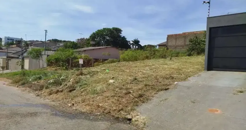 Terreno em condomínio fechado à venda na Rua 2, 1, Itamaraty 2ª Etapa, Anápolis