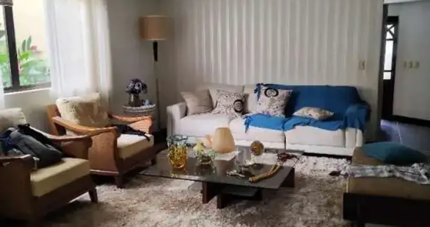 Casa com 3 quartos à venda na Rua C 220, 1, Jardim América, Goiânia