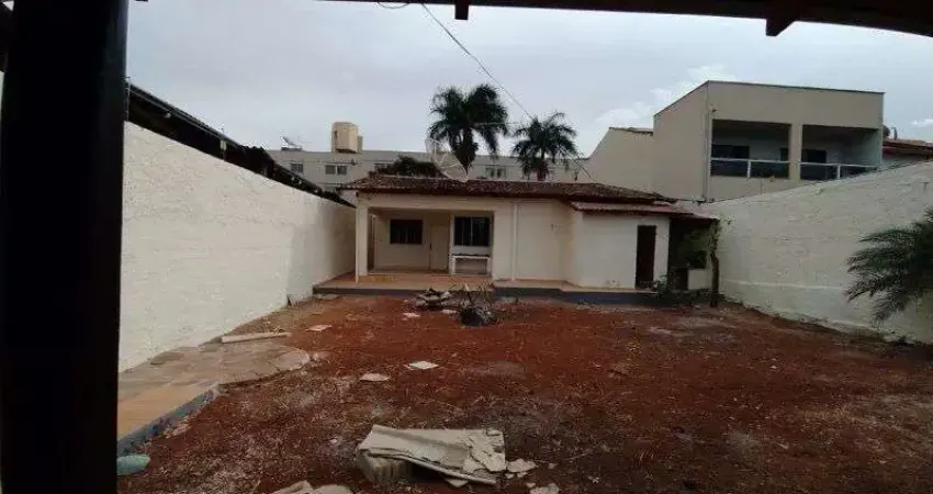 Casa com 3 quartos à venda na Avenida C10, 1, Setor Sudoeste, Goiânia