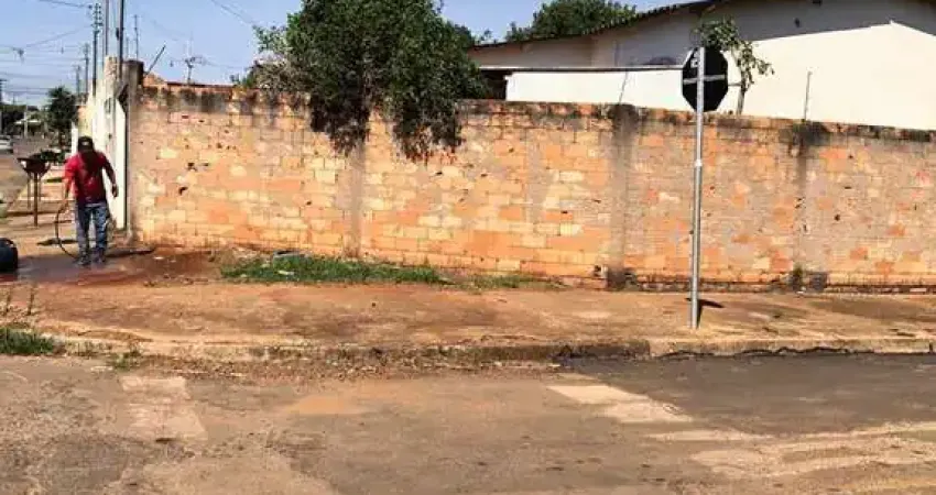 Casa com 3 quartos à venda na Rua NS 1, 1, Vila Norte, Anápolis