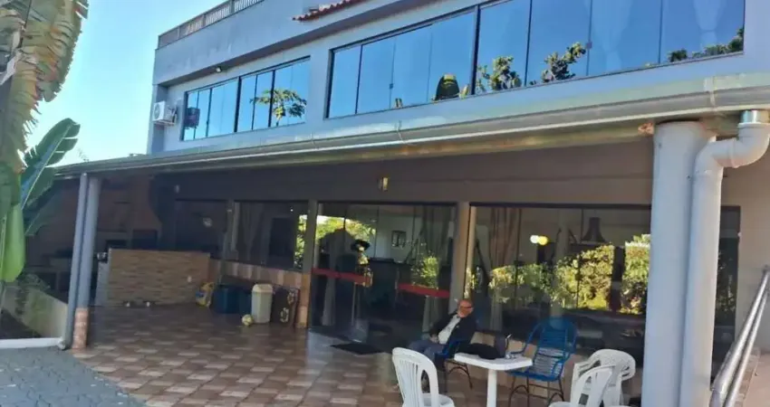 Casa fabulosa à venda - a 500m do lago | condomínio recanto do pescador ii | corumbá iv - go