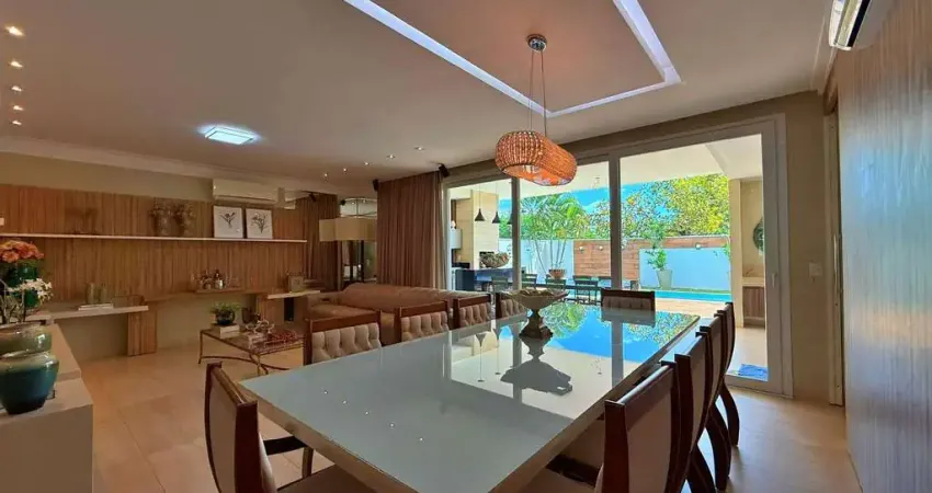 Sobrado 4 Suítes, 296 m² Semi Mobiliado à Venda no Condomínio Mirante do Lago