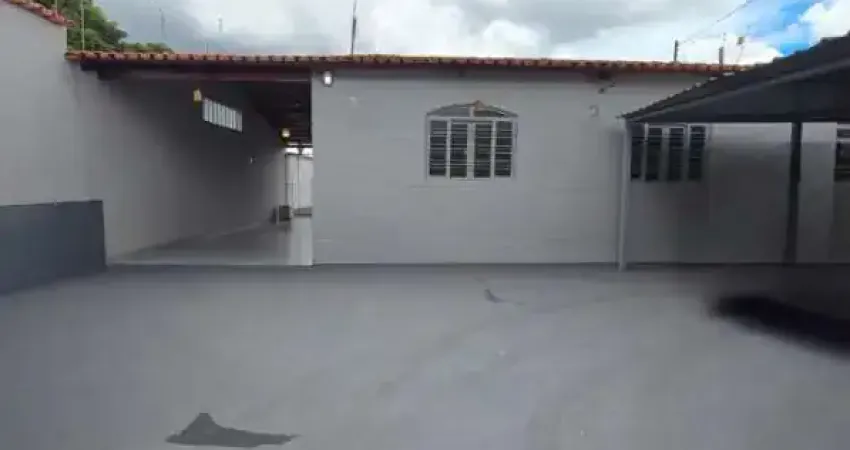 Casa 3 Quartos para Venda no Residencial Solar Ville - Goiânia
