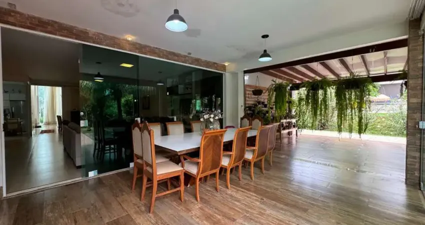 Casa com 4 quartos à venda na Rua dos Sombreiros, 1, Residencial Aldeia do Vale, Goiânia