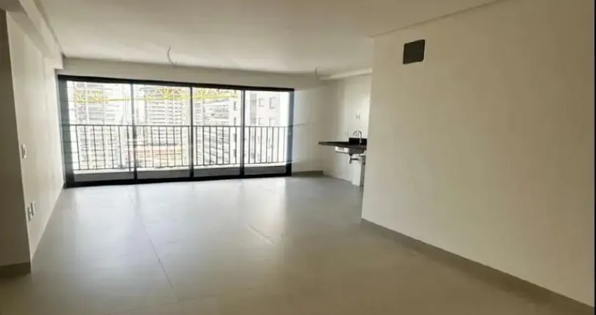 3042 - Apartamento com 2 quartos, sendo 1 suíte, 1 vaga de garagem, à venda 67,70m² por R$ 650.000,