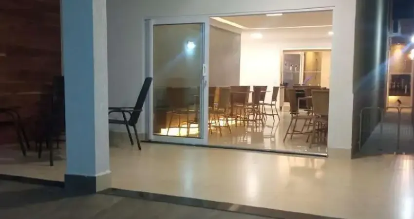 1079 - Sobrado com 3 quartos, sendo 2 suítes, 2 vagas de garagens, à venda 180m² por R$ 840.000,00