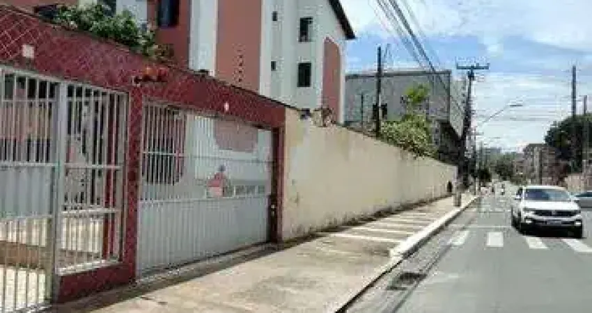 O apartamento no residencial vila teruz oferece uma combinação perfeita de acessibilidade, localiz