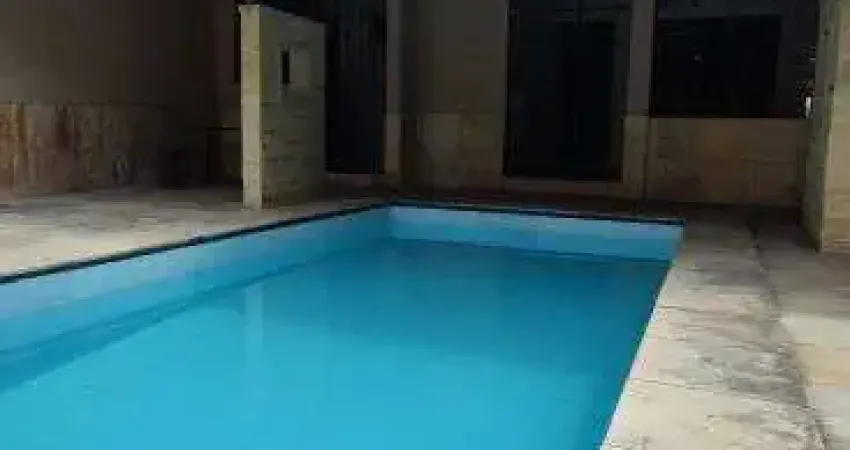 Casa com 3 quartos à venda na Rua Gilberto Câmara, 894, Vila Ellery, Fortaleza