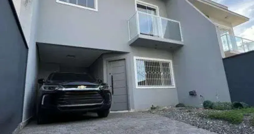 Sobrado para venda possui 100 metros quadrados com 3 quartos em floresta - joinville - sc