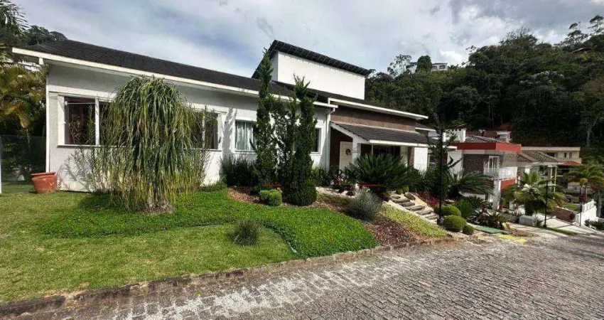 Casa com 4 dormitórios à venda, 265 m² por r$ 1.990.000,00 - pimenteiras - teresópolis/rj