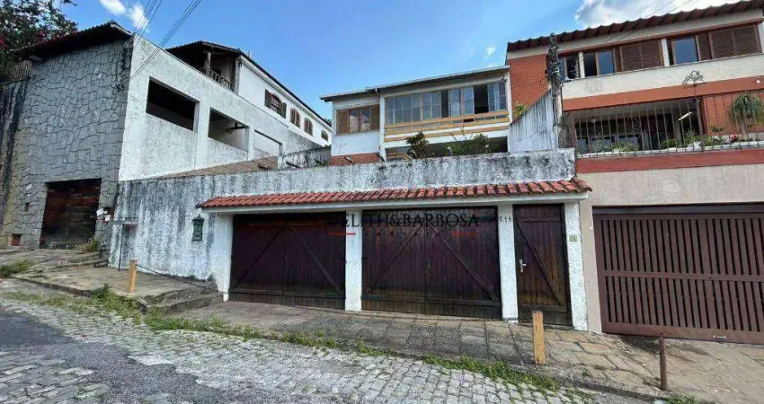 Casa com 3 dormitórios à venda, 249 m² por r$ 700.000,00 - agriões - teresópolis/rj