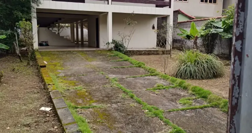 Linda casa no paraíso verde de santo aleixo - magé - rj. descubra o lugar perfeito para viver com qualidade de vida! linda casa com tranquilidade, cercada pela natureza e com toda a comodidade que voc