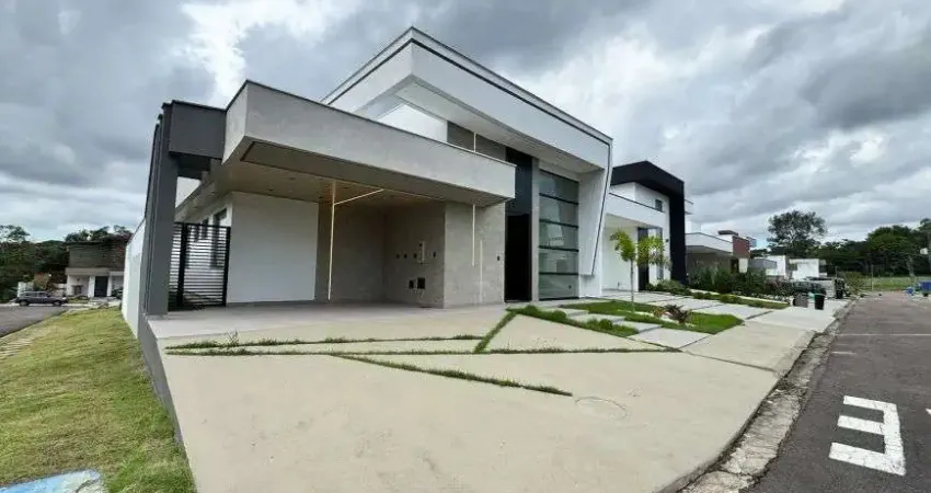 Linda casa no condomínio quinta das marinas piscina e churrasqueira