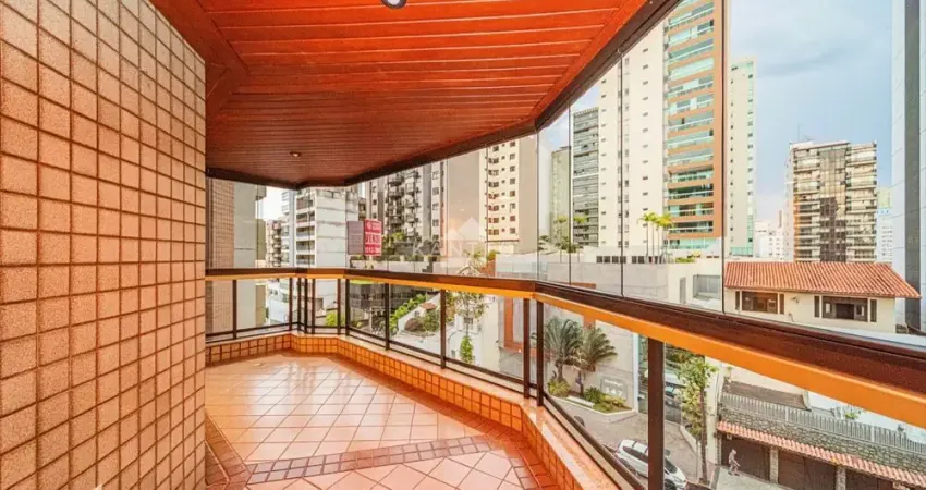 Apartamento sala 02 ambientes com varanda fechada com cortina de vidro 3 quartos, 02 suítes , 3 vagas, 1 por andar, granbery, juiz de fora