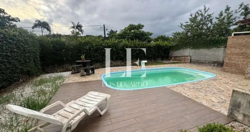 Casa com 3 quartos à venda no Carijós, Indaial 