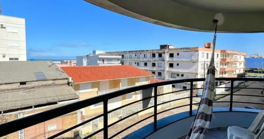 Oportunidade no centro e a poucos metros do mar – sacada ampla com vista mar!