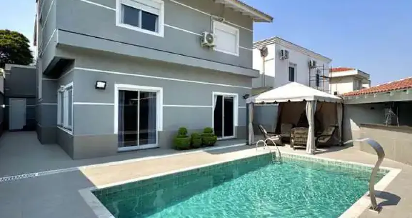 Casa em condomínio fechado com 4 quartos à venda no Alphaville, Santana de Parnaíba 