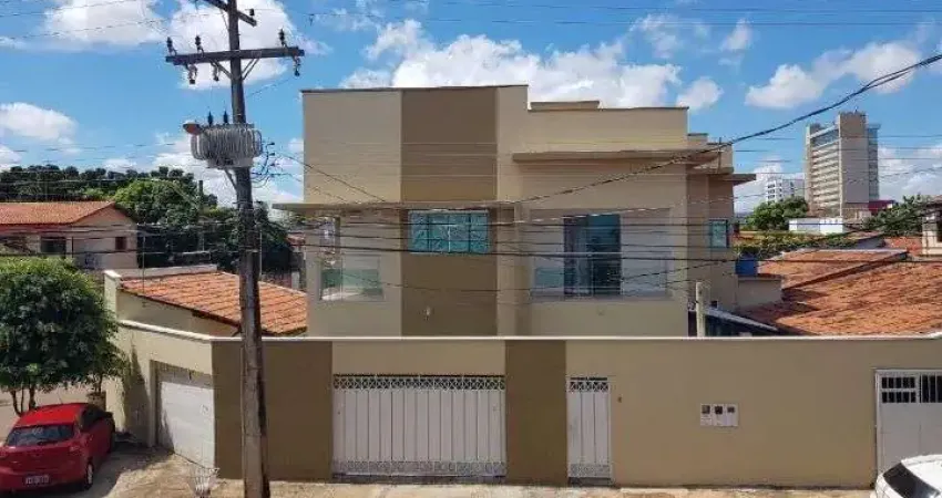 Sobrado na 403 sul | conforto para morar e oportunidade de renda