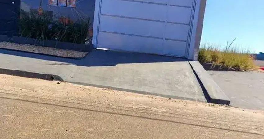 Casa nova na 1506 sul – 2 quartos (1 suíte), churrasqueira e acabamentos de qualidade