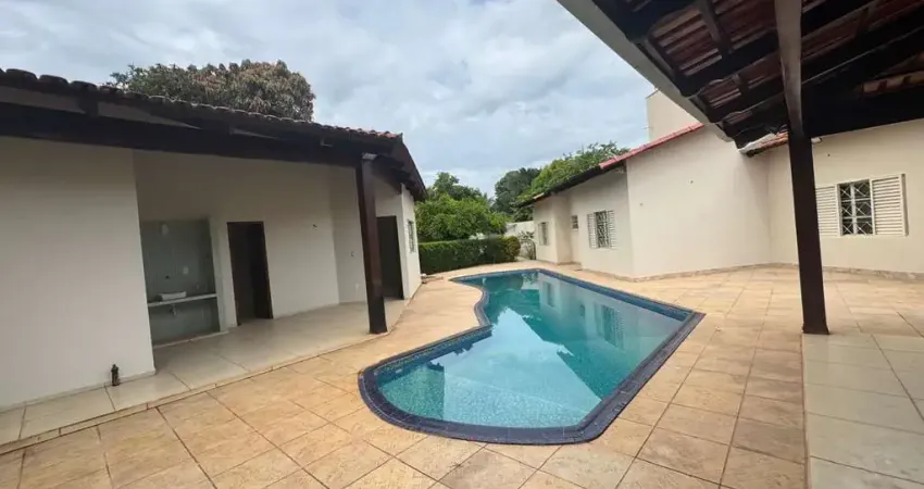 Casa 605 sul, 3 dormitórios, com área de lazer, 300 m² por r$ 6.800/mês