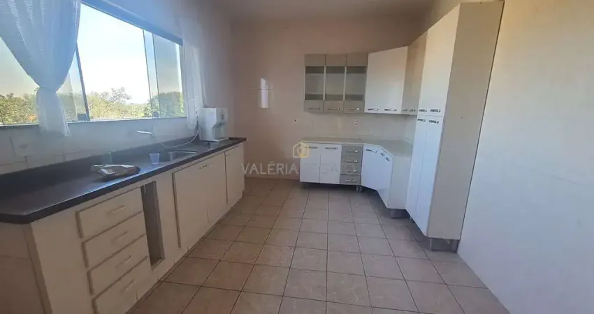 Casa com 3 quartos para alugar no Centro, Cerquilho