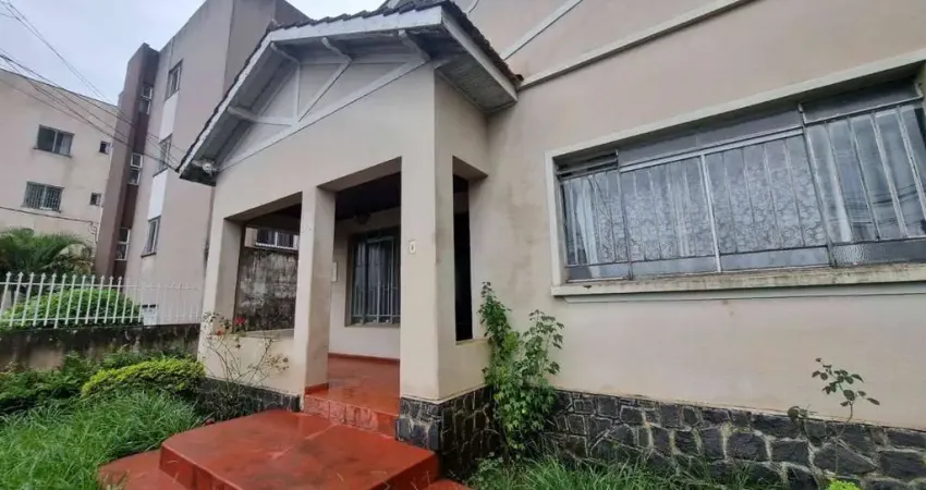 Casa com 4 quartos à venda na Rua Benjamin Constant, Centro, Ponta Grossa