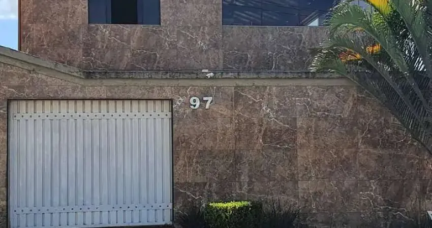 Casa a venda em santa luzia, belo vale, 3 quartos, suíte, 3 vagas.