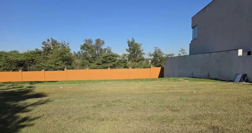 Terreno plano à venda - condomínio alphaville nova esplanada 4