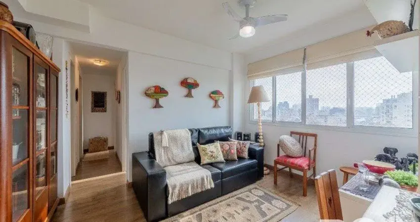 Apartamento de 65 m2 com 3 dormitórios sendo 1 suíte e 1 vaga no bairro azenha.