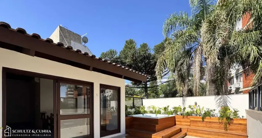 Cobertura com 198 m² de área privativa com 2 suítes e 2 vagas de garagens cober