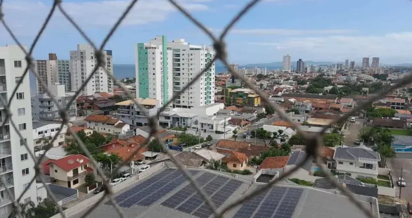 Apartamento à venda – conforto e localização a poucos minutos da praia!