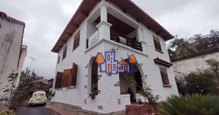 Casa com 4 dormitórios à venda, 245 m² - centro, nova friburgo/rj