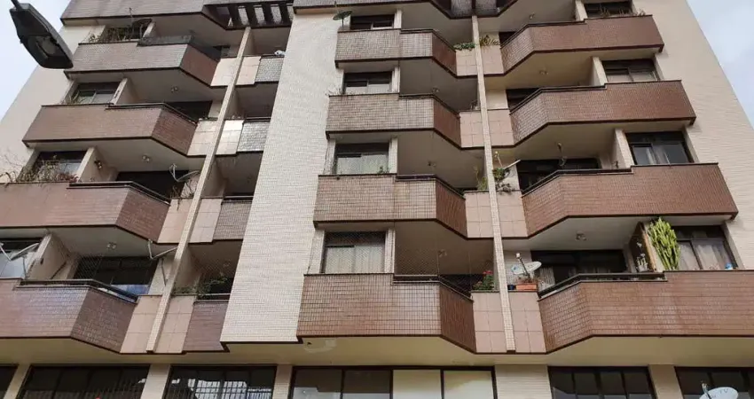 Cobertura com 4 dormitórios à venda, 353 m² - Centro, Nova Friburgo/RJ