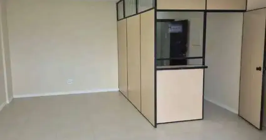 Sala comercial para alugar na Rua João Pessoa, Centro, Santos