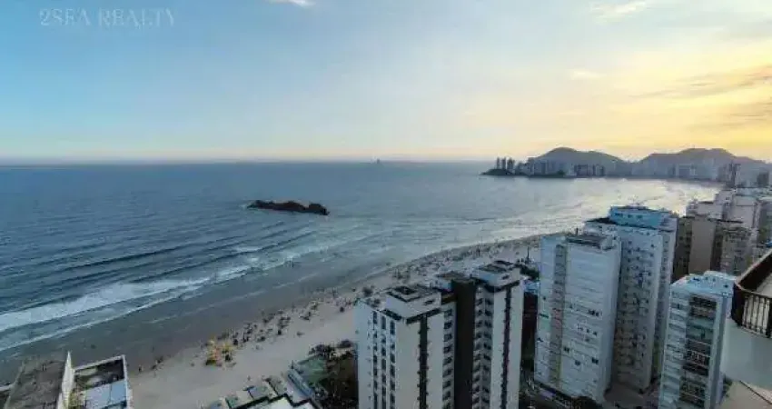 Cobertura com 6 suítes e VISTA PANORÂMINA à venda, em Guarujá.