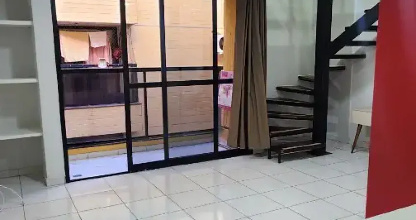 Loft 40m2 - mobiliado - ed. alfa mix - varanda e 01 vaga de garagem coberta