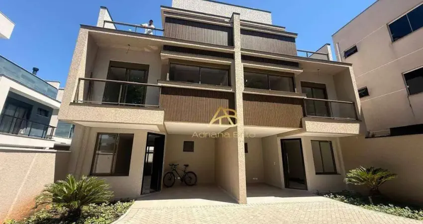 Casa em condomínio fechado com 3 quartos à venda na Rua Peru, 231, Bacacheri, Curitiba