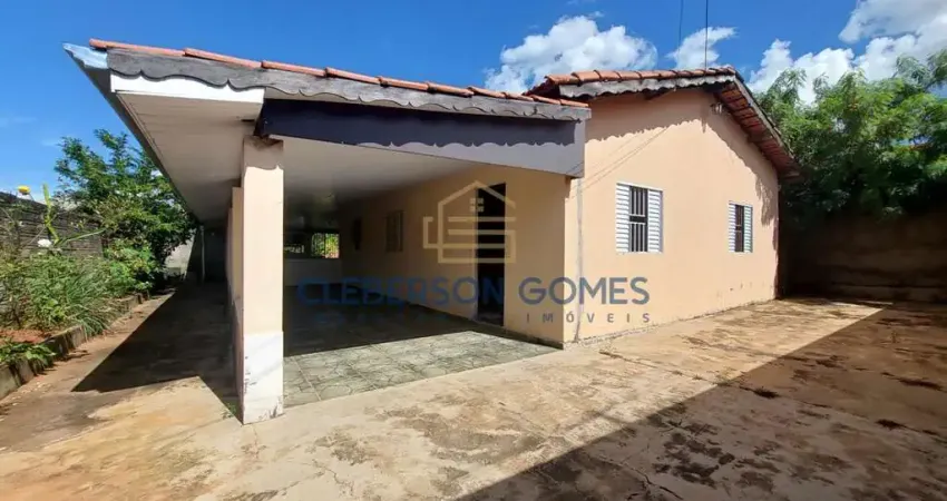 Casa para Venda em Caldas Novas, Parque Real, 2 dormitórios, 1 banheiro, 1 vaga