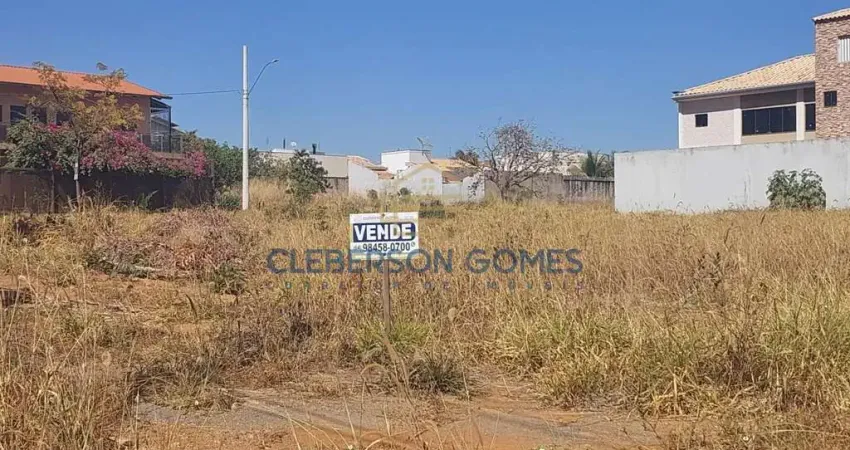 Terreno à venda na Avenida Presidente Kennedy, 10, Bandeirante, Caldas Novas
