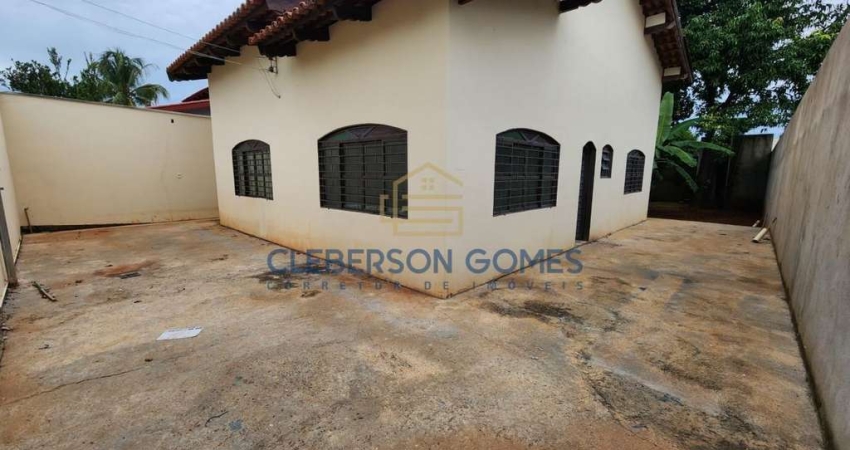 Casa para Venda em Caldas Novas, Estância Itaguaí, 2 dormitórios, 1 suíte, 1 banheiro, 1 vaga
