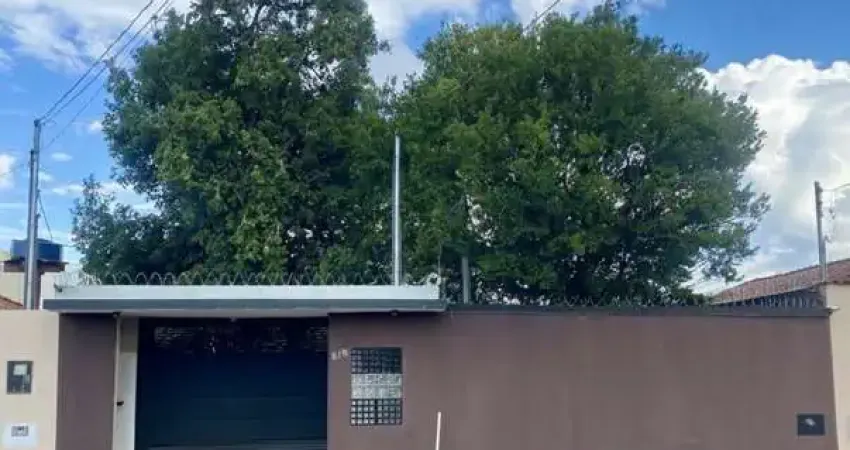 Casa com 3 quartos à venda na Rua Estevão de Medonça, 608, Vila Nasser, Campo Grande