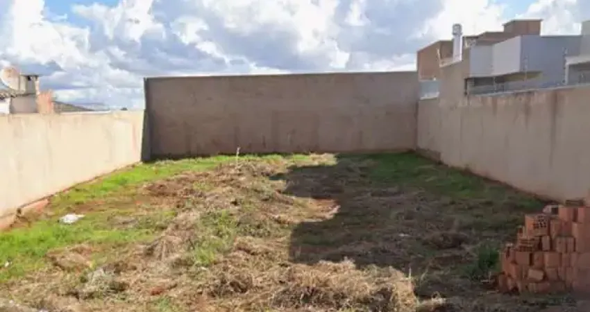 Terreno à venda na Rua União, 45, Água Limpa Park, Campo Grande