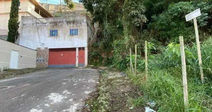 Terreno à venda na Rua Bororó, 31, Parque Guarua, Juiz de Fora