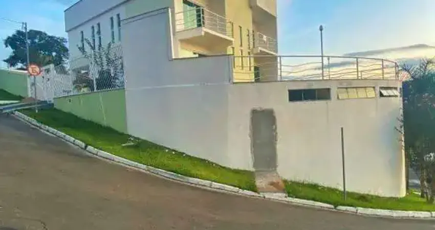 Casa com 3 quartos à venda na Rua Doutor Luiz Augusto Nagem Assad, 40, Costa Carvalho, Juiz de Fora