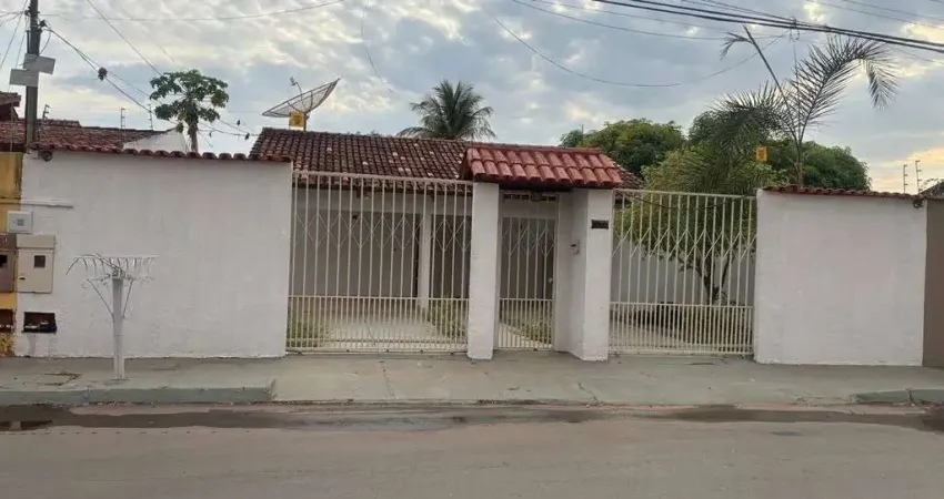 Casa com 3 quartos à venda na RUA INBAÚBA, Setor Goiânia 2, Goiânia