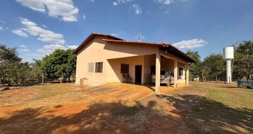 Casa com 3 quartos à venda na Estrada Velha para Bela Vista, Fazenda Vau das Pombas, Goiânia